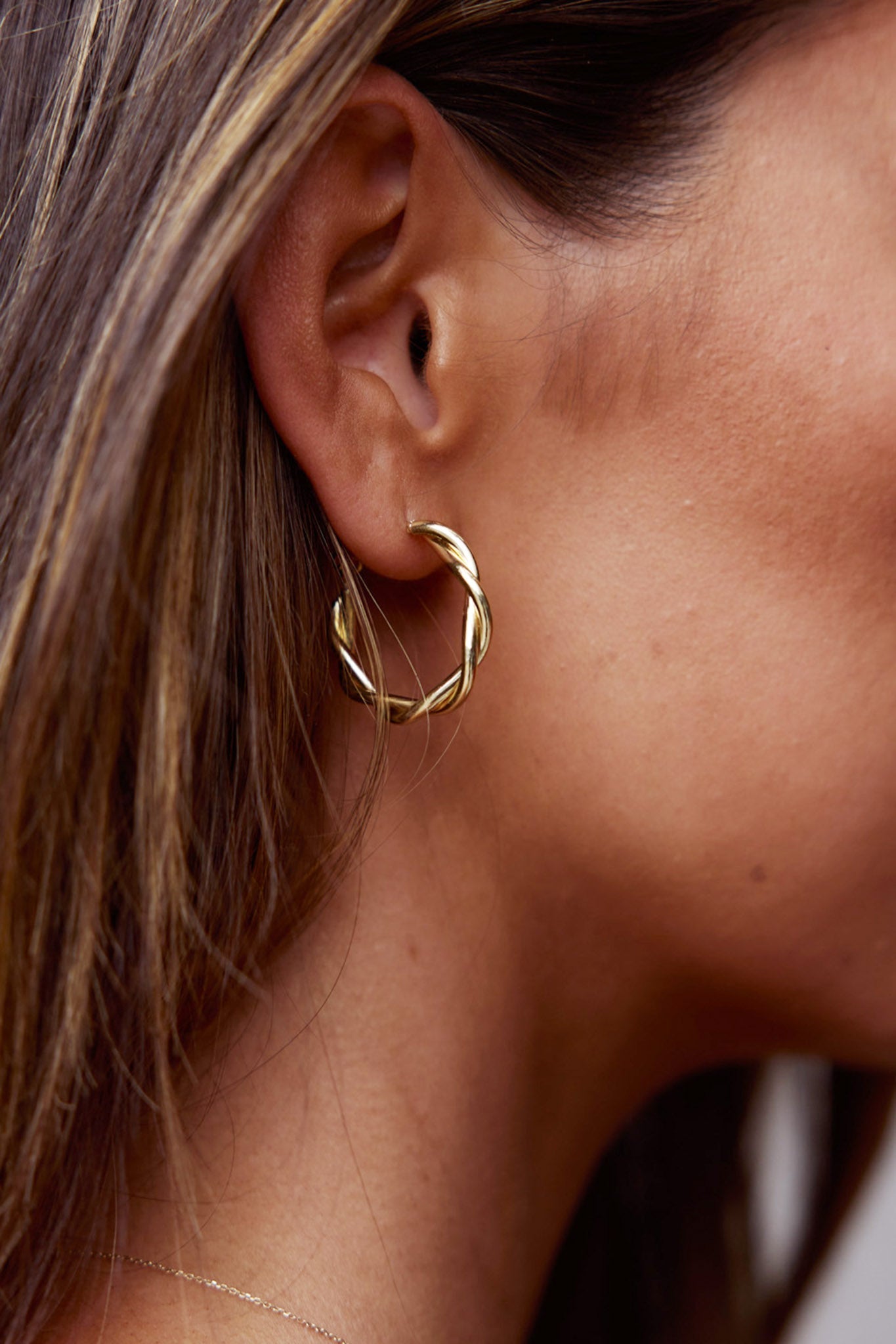 Millie Gold Hoop Earrings
