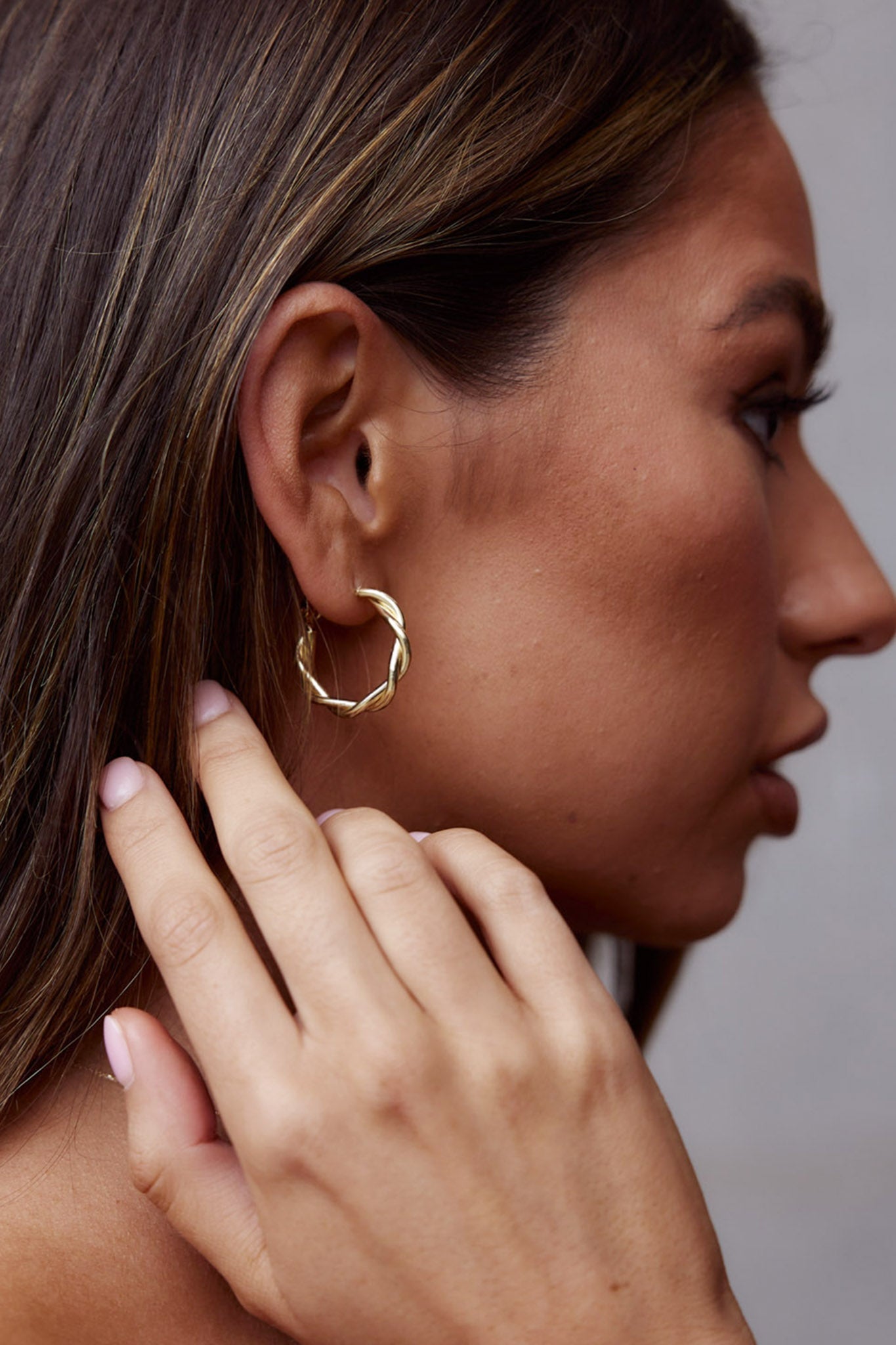 Millie Gold Hoop Earrings