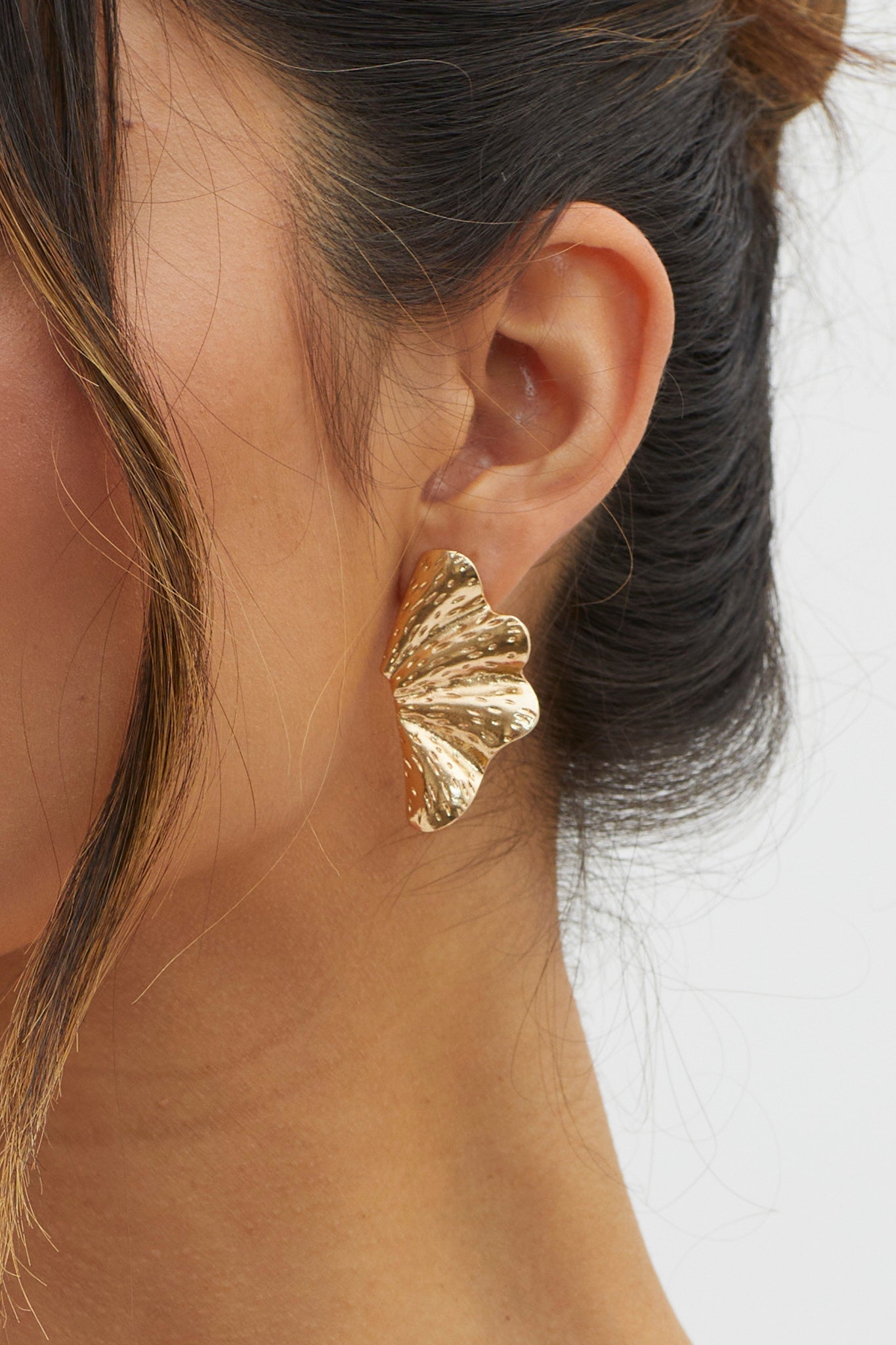 Gold Leaf-Shaped Olga Earrings